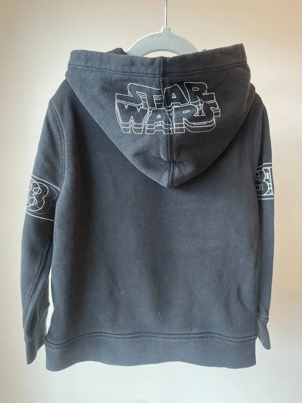 GAP Boys Black Graphic Hoodie Size 5 Robot Print Pullover